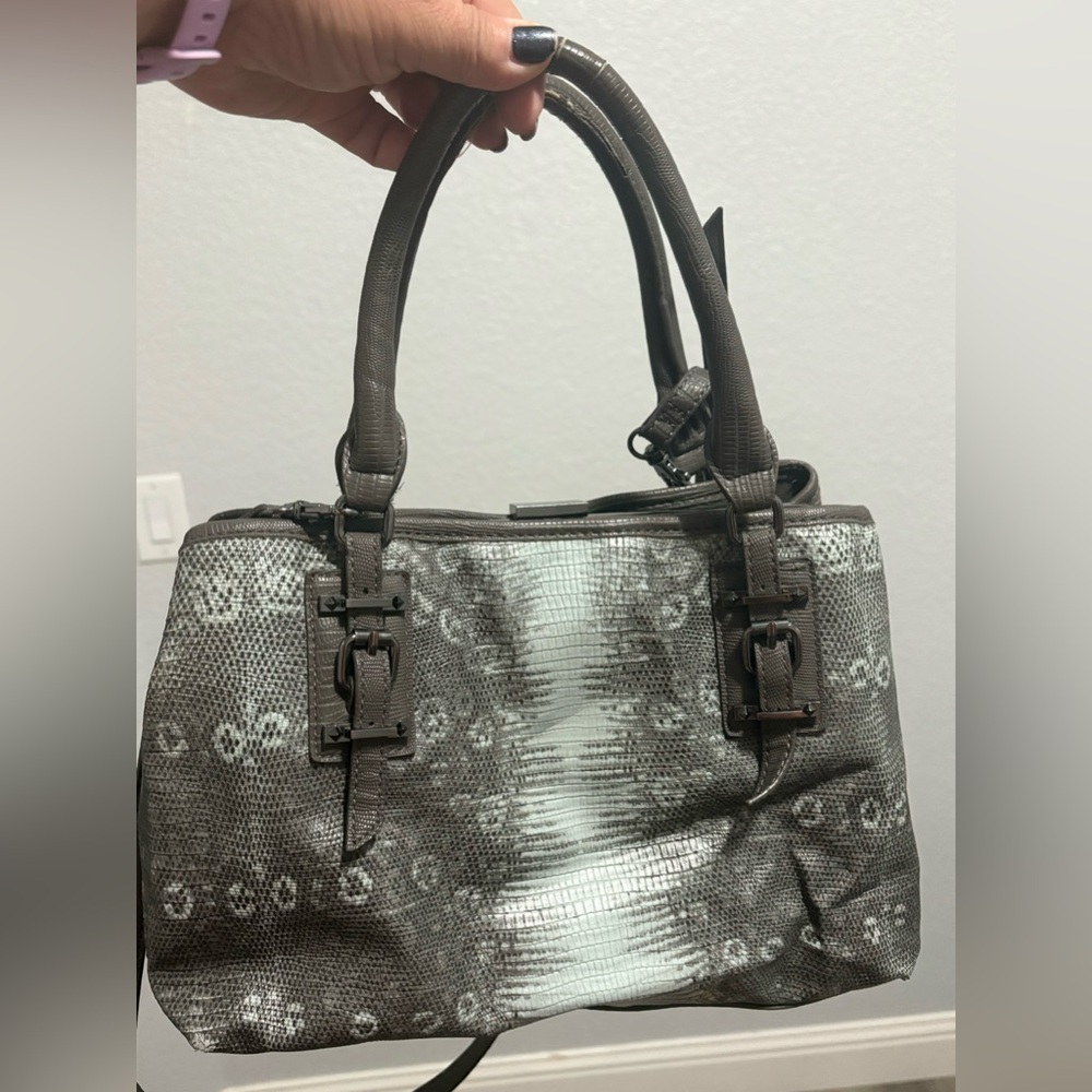 Simply Vera Vera Wang Gray/Green Snakeskin Purse